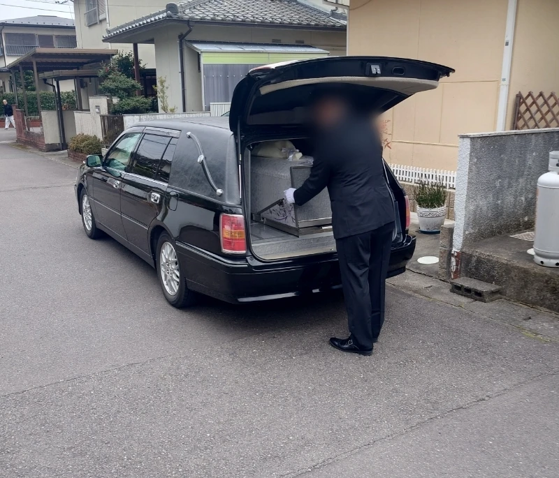 心安らぐ自宅葬、寄り添うサポート。