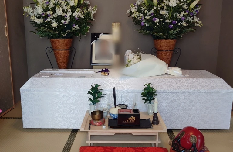 山県市・関市の小さな家族葬、心をこめてお見送りします。